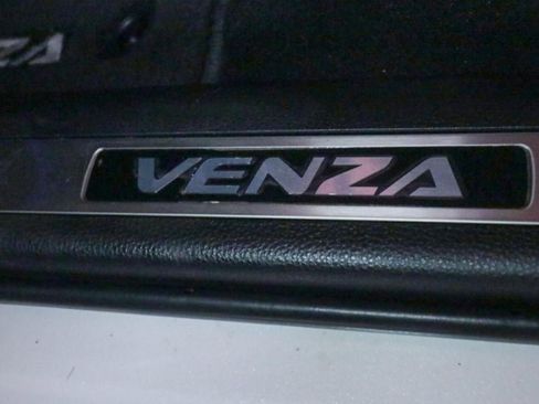 Used 2021 Toyota Venza XLE AWD/4WD image 26
