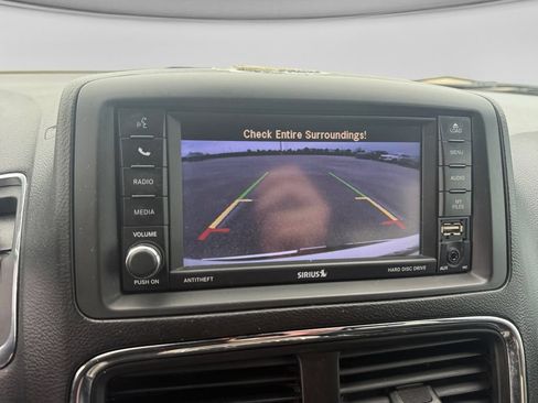 Used 2019 Dodge Grand Caravan SXT FWD image 24