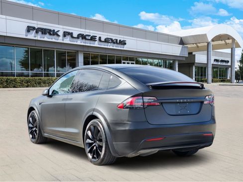 Used 2020 Tesla Model X Long Range image 4