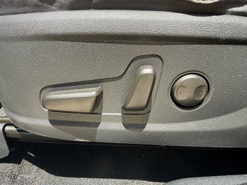 Used 2020 Hyundai Santa Fe SEL FWD image 22