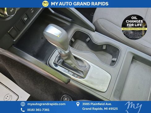 Used 2022 Nissan Frontier S w/ Technology Package image 25