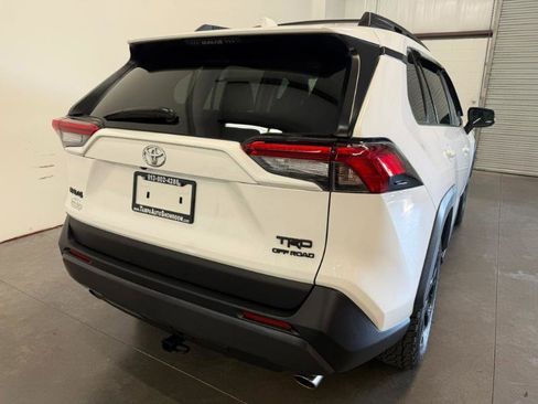 Used 2020 Toyota RAV4 TRD Off-Road AWD/4WD image 8