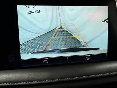 Used 2023 GMC Yukon SLT image 22