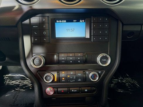 Used 2022 Ford Mustang GT RWD image 16
