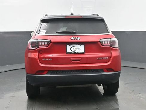 Used 2025 Jeep Compass Limited AWD/4WD image 5
