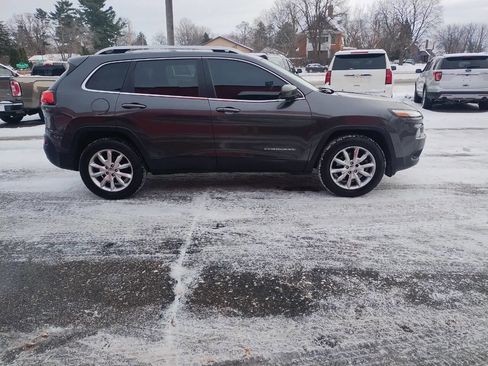 Used 2014 Jeep Cherokee Limited image 24