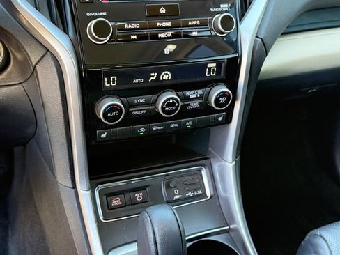 Used 2020 Subaru Ascent Limited w/ Popular Package #3 AWD/4WD image 14
