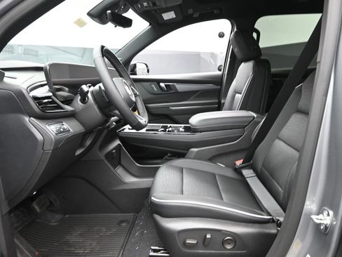 New 2026 Buick Enclave Sport Touring w/ Super Cruise Package image 17