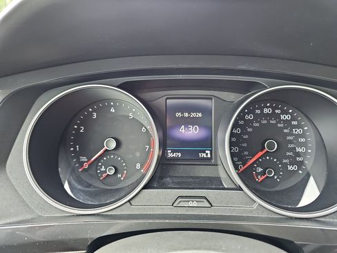 Used 2019 Volkswagen Tiguan SE w/ Panoramic Sunroof Package AWD/4WD image 15