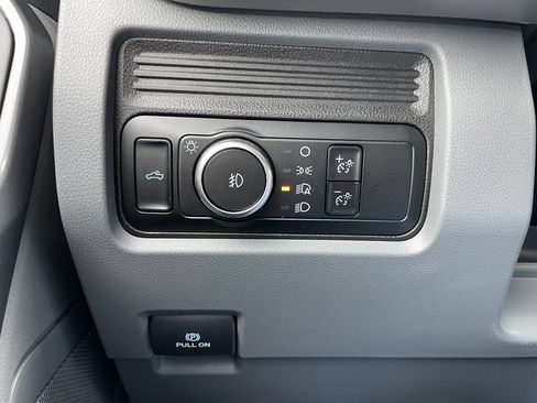 Used 2024 Ford F250 XL w/ STX Appearance Package AWD/4WD image 39