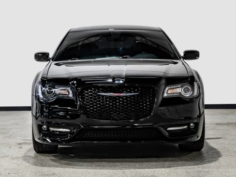 Used 2021 Chrysler 300 S w/ S Model Appearance Package RWD image 3