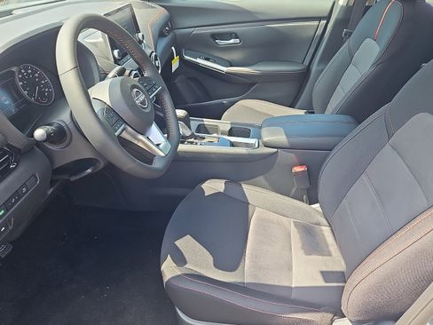 New 2025 Nissan Sentra SR w/ Trunk Package image 14