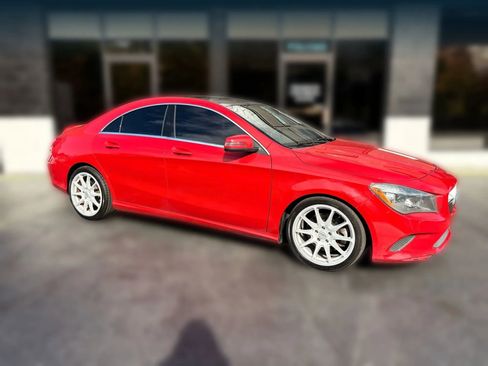 Used 2018 Mercedes-Benz CLA 250 4MATIC image 7