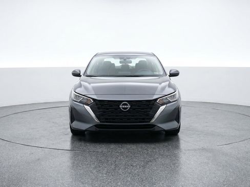 Used 2025 Nissan Sentra SV FWD image 2