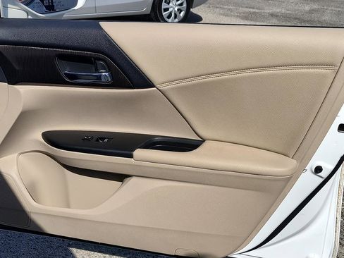 Used 2014 Honda Accord EX-L image 22