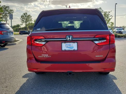Used 2022 Honda Odyssey Touring image 5
