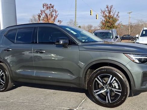 New 2026 Volvo XC40 B4 Core image 6