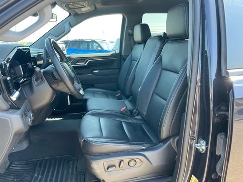 Used 2023 Chevrolet Silverado 1500 LT AWD/4WD image 8
