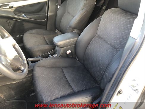 Used 2009 Pontiac Vibe image 7