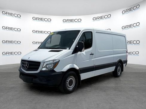 Used 2015 Mercedes-Benz Sprinter 2500 image 3