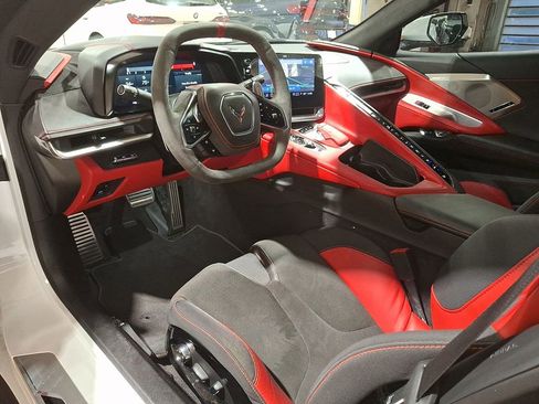 Used 2023 Chevrolet Corvette Stingray Premium Cpe w/ Z51 Performance Package RWD image 9
