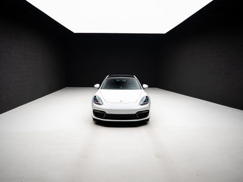Used 2023 Porsche Panamera 4 AWD/4WD image 88