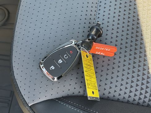 New 2025 Chevrolet Trax LT w/ Driver Confidence Package image 36