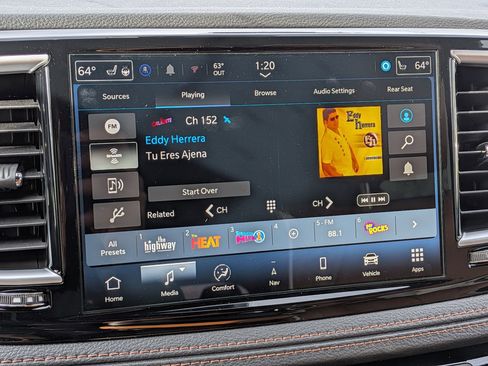 New 2026 Chrysler Pacifica Pinnacle w/ Trailer Tow Group image 25