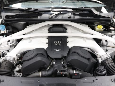 Used 2014 Aston Martin Vanquish Coupe RWD image 94