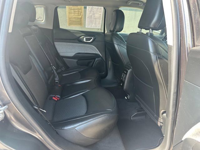 Used 2022 Jeep Compass Latitude w/ Convenience Group AWD/4WD image 11