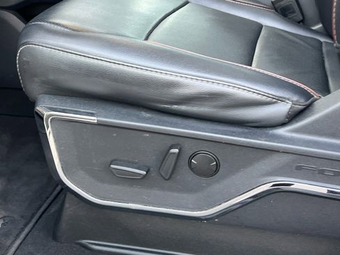 Certified 2024 Ford F350 Lariat image 27