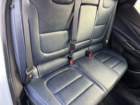 Used 2022 Chevrolet Bolt EUV LT w/ Convenience Package image 27