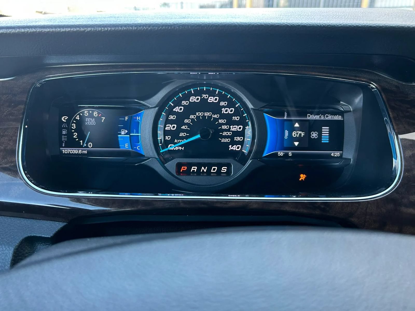Used 2013 Ford Taurus Limited FWD image 10