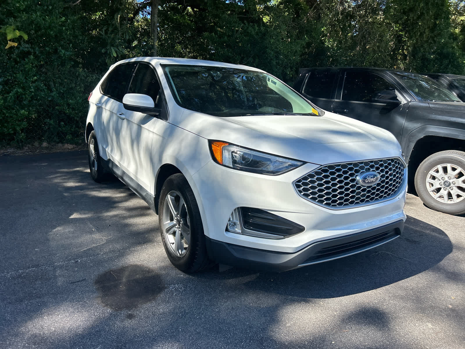 Used 2024 Ford Edge SEL w/ Convenience Package AWD/4WD image 5
