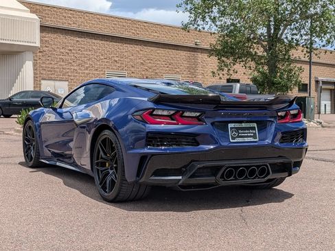 Used 2025 Chevrolet Corvette Z06 RWD image 7