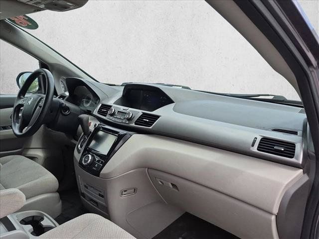 Used 2016 Honda Odyssey SE image 22