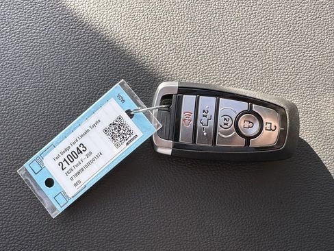 New 2026 Ford F250 XLT w/ XLT Premium Package image 37