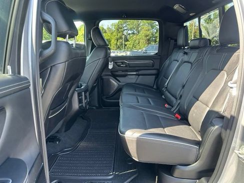 Used 2023 RAM 1500 Limited AWD/4WD image 6