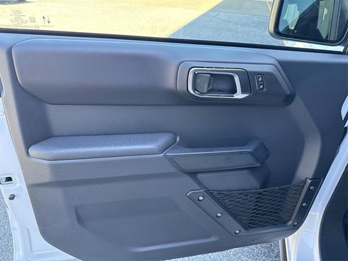 New 2025 Ford Bronco Badlands image 10