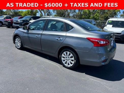 Used 2018 Nissan Sentra S image 4