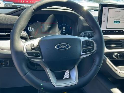 New 2026 Ford Explorer Active w/ Active Comfort Package RWD image 20