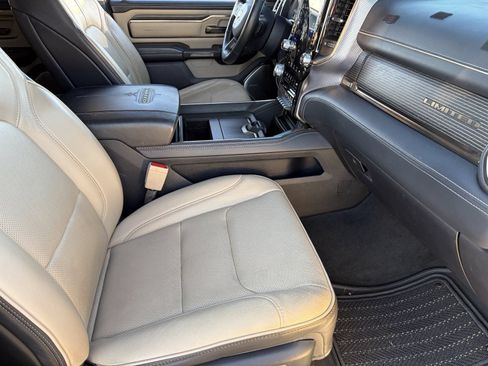 Used 2020 RAM 1500 Limited AWD/4WD image 11