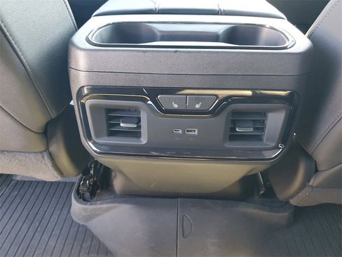 Used 2023 GMC Sierra 1500 AT4 w/ AT4 Premium Package image 11