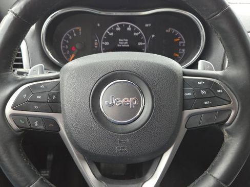 Used 2017 Jeep Grand Cherokee Altitude AWD/4WD image 24