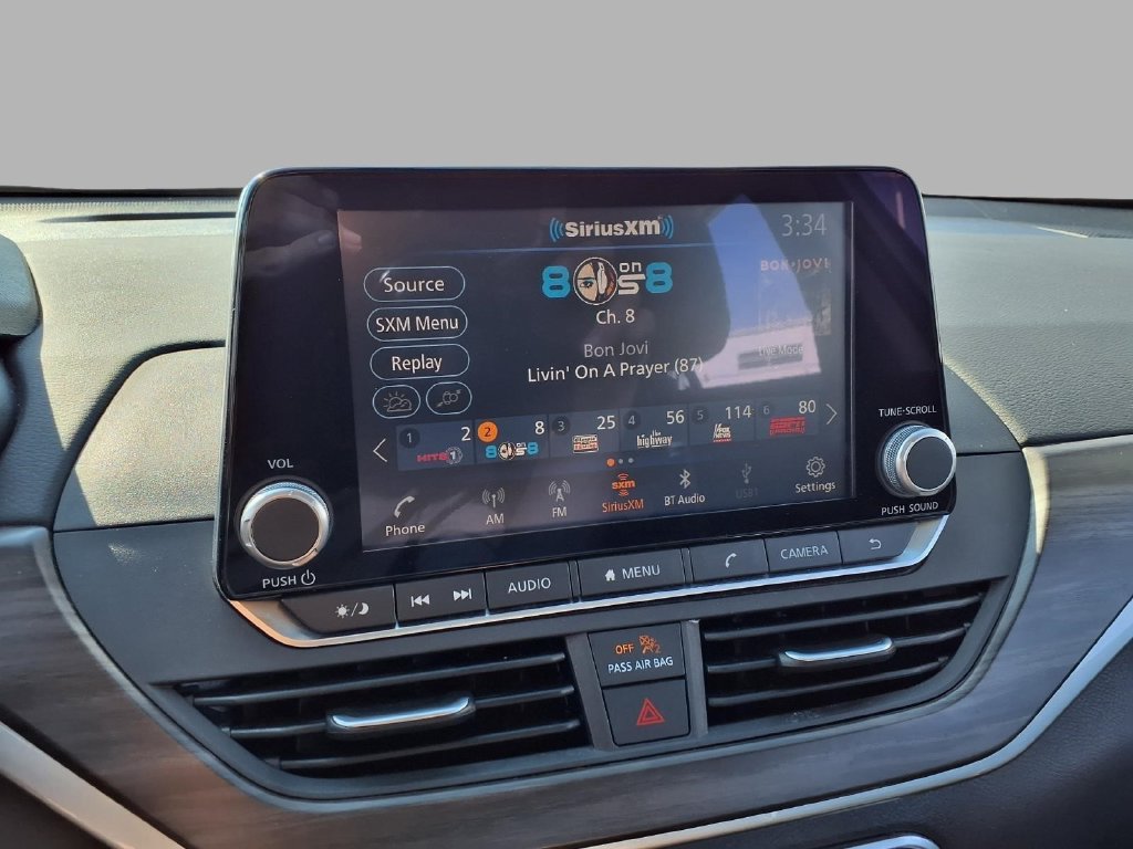 Used 2025 Nissan Altima 2.5 SV FWD image 7