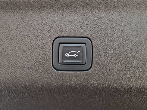 Used 2023 GMC Yukon Denali w/ Denali Reserve Package AWD/4WD image 31