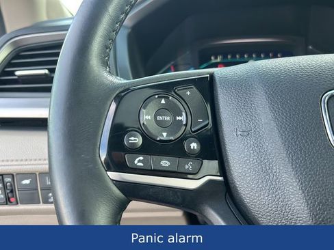 Used 2018 Honda Odyssey Touring image 23