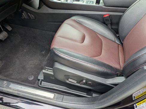 Certified 2022 Ford Edge Titanium w/ Equipment Group 301A image 13