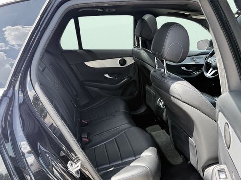 Used 2022 Mercedes-Benz GLC 300 w/ Premium Package Lite image 36