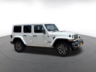 Used 2025 Jeep Wrangler Unlimited Sahara AWD/4WD video 2
